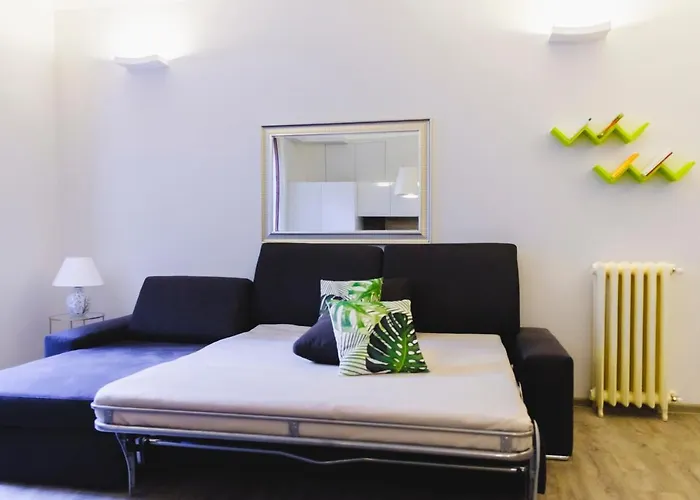 Guesthost - Book Now! Corso Buenos Aires & Loreto M1 Apartment